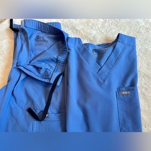 Mens XS Figs Scrubs Set: Ceil Blue